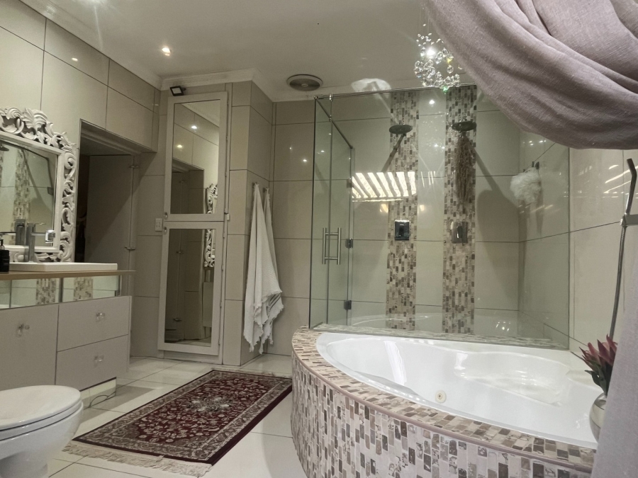 4 Bedroom Property for Sale in Maselspoort Free State